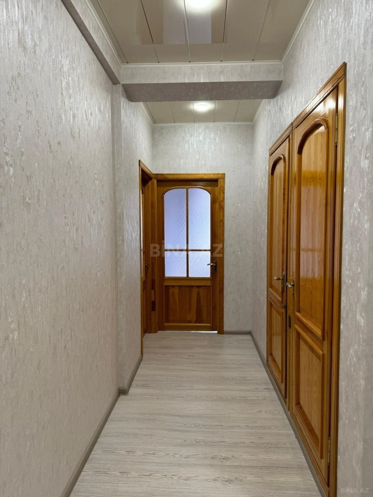 Kirayə verilir 3 otaqlı mənzil 105 m²