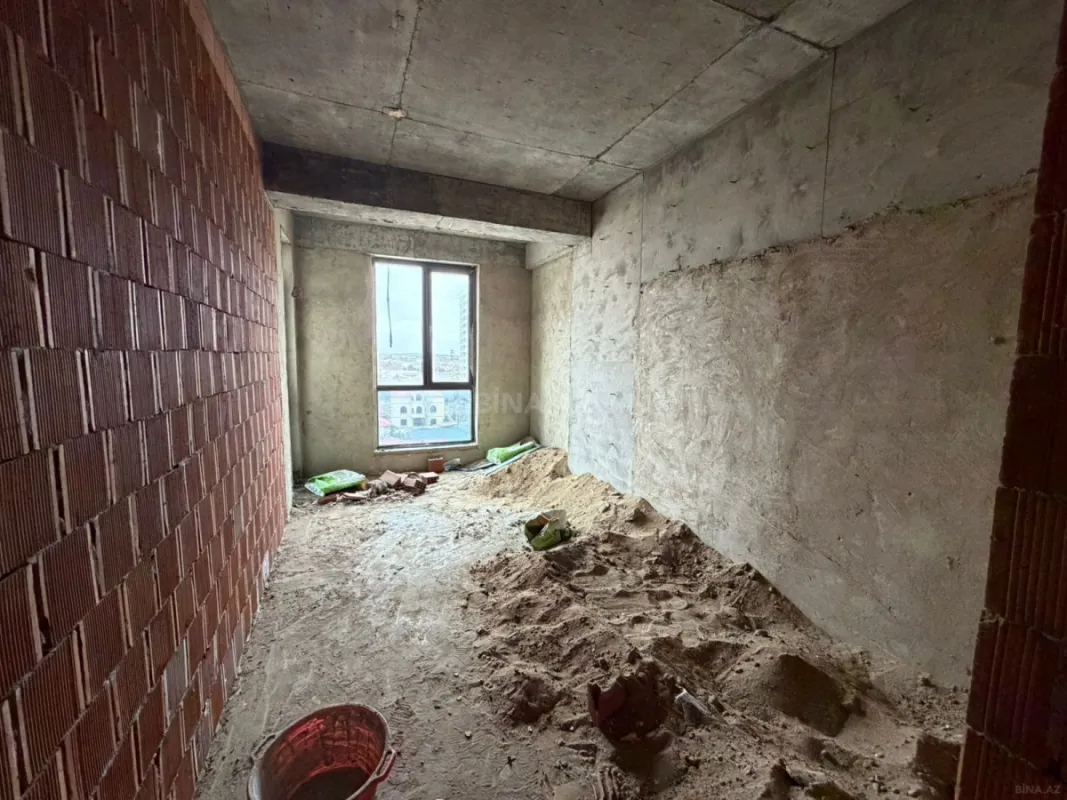 Satılır 3 otaqlı mənzil 125 m²