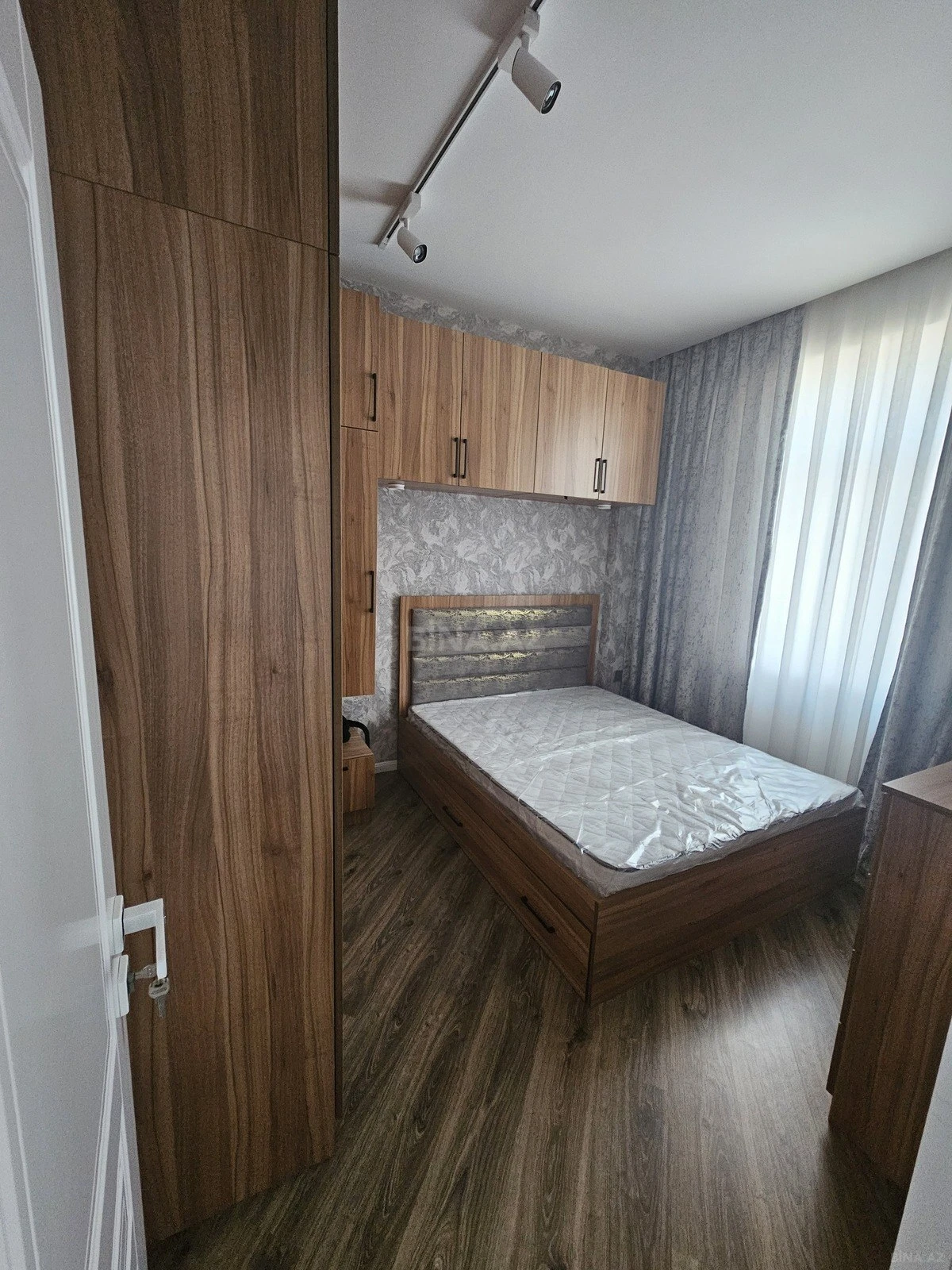Satılır 3 otaqlı mənzil 58 m²