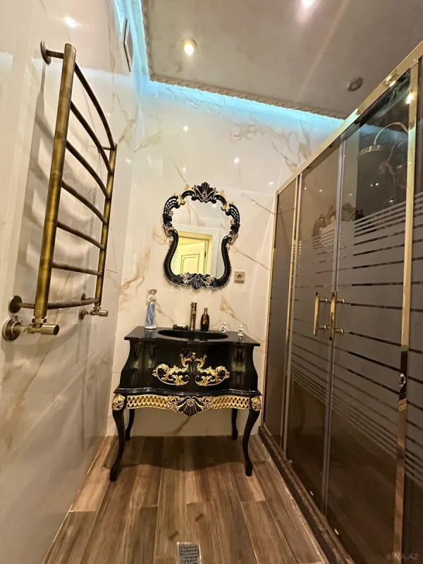 Satılır 2 otaqlı mənzil 70 m²