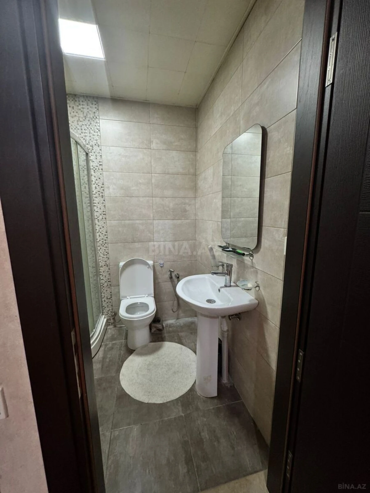 Kirayə verilir 2 otaqlı mənzil 65 m²