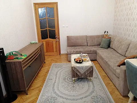 Satılır 2 otaqlı mənzil 50 m²