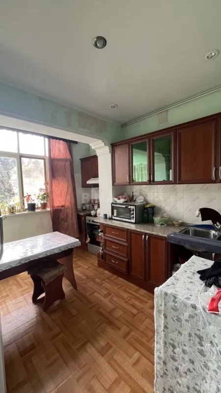 Satılır 2 otaqlı mənzil 60 m²