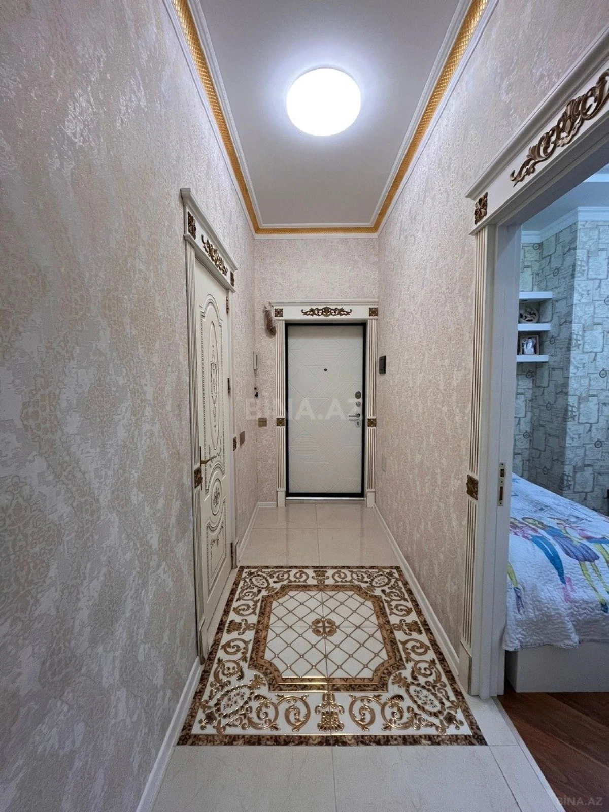Satılır 3 otaqlı mənzil 86 m²