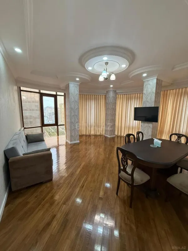 Satılır 2 otaqlı mənzil 90 m²