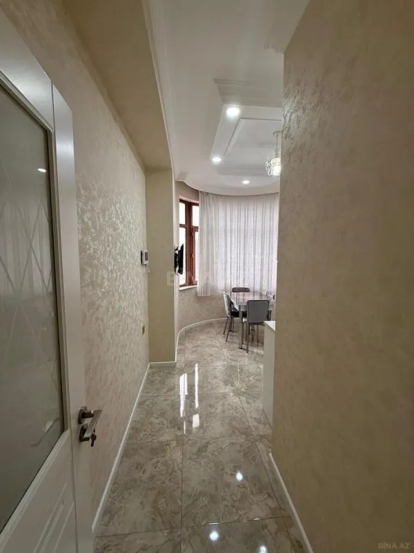 Satılır 2 otaqlı mənzil 90 m²