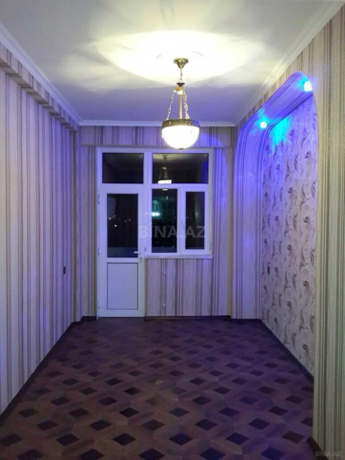 Satılır 2 otaqlı mənzil 57 m²