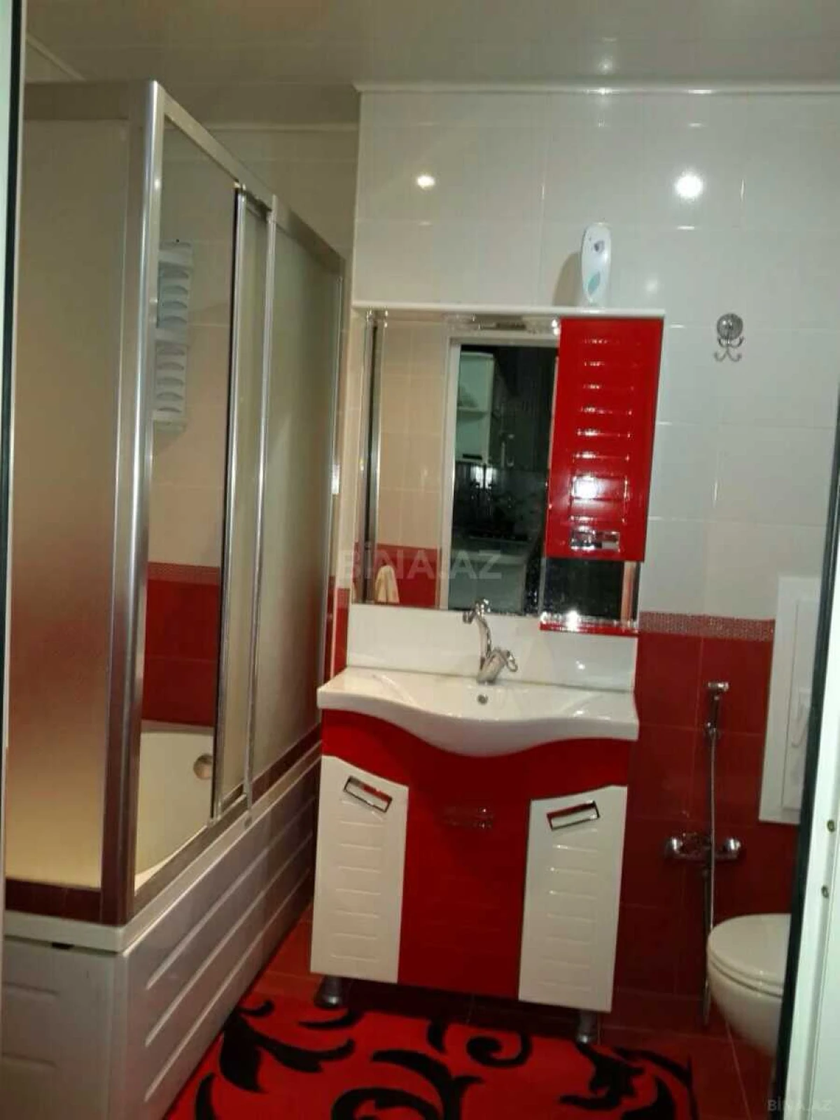 Satılır 2 otaqlı mənzil 57 m²