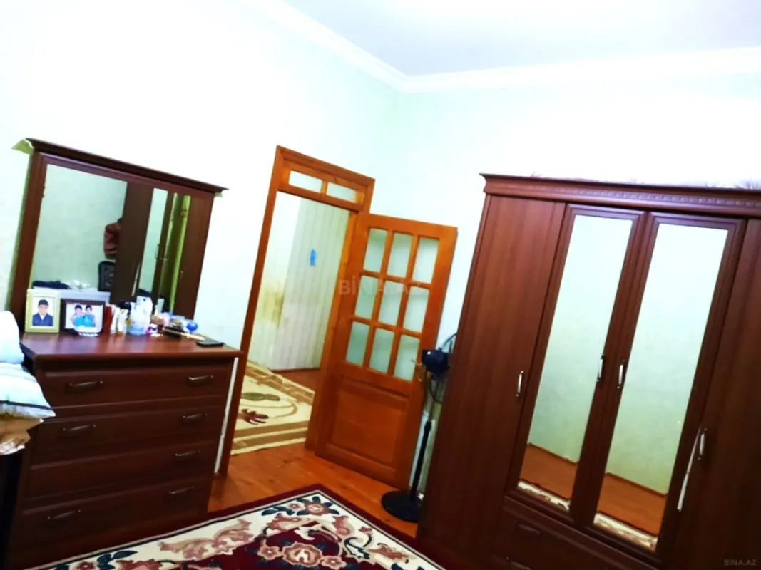 Satılır 2 otaqlı mənzil 60 m²