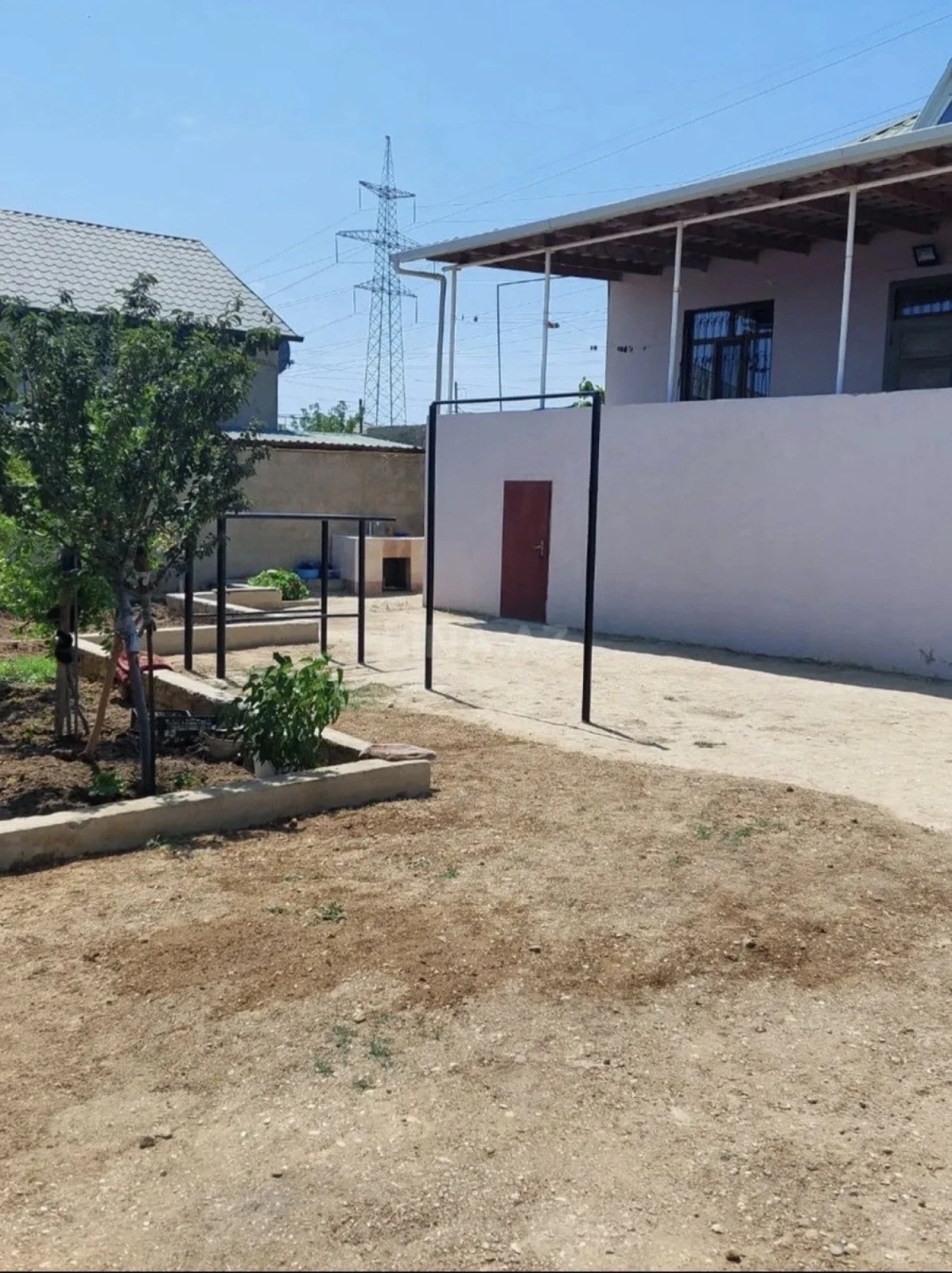 Satılır 4 otaqlı həyət evi 110 m²