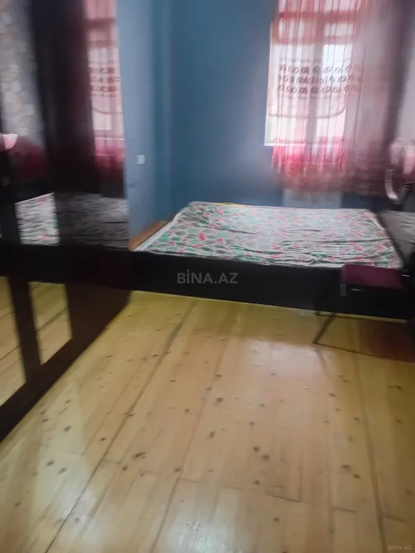 Kirayə verilir 2 otaqlı mənzil 85 m²