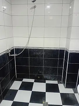 Kirayə verilir 2 otaqlı mənzil 85 m²