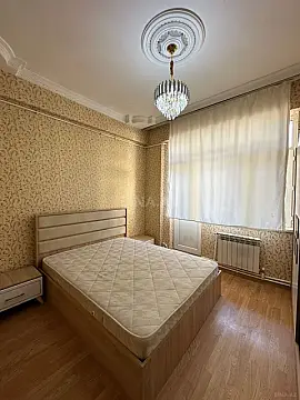 Kirayə verilir 2 otaqlı mənzil 70 m²