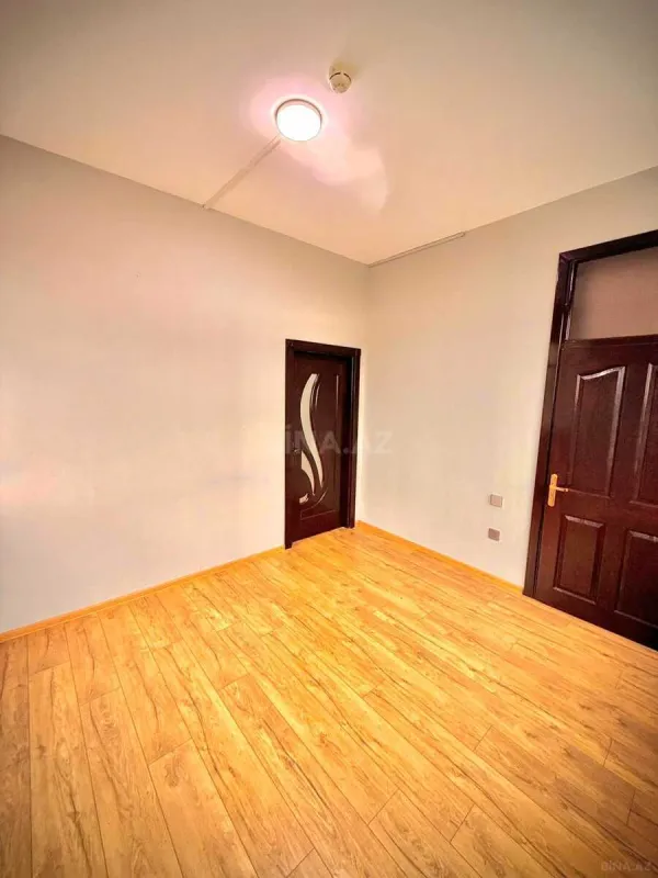 Kirayə verilir obyekt 240 m²