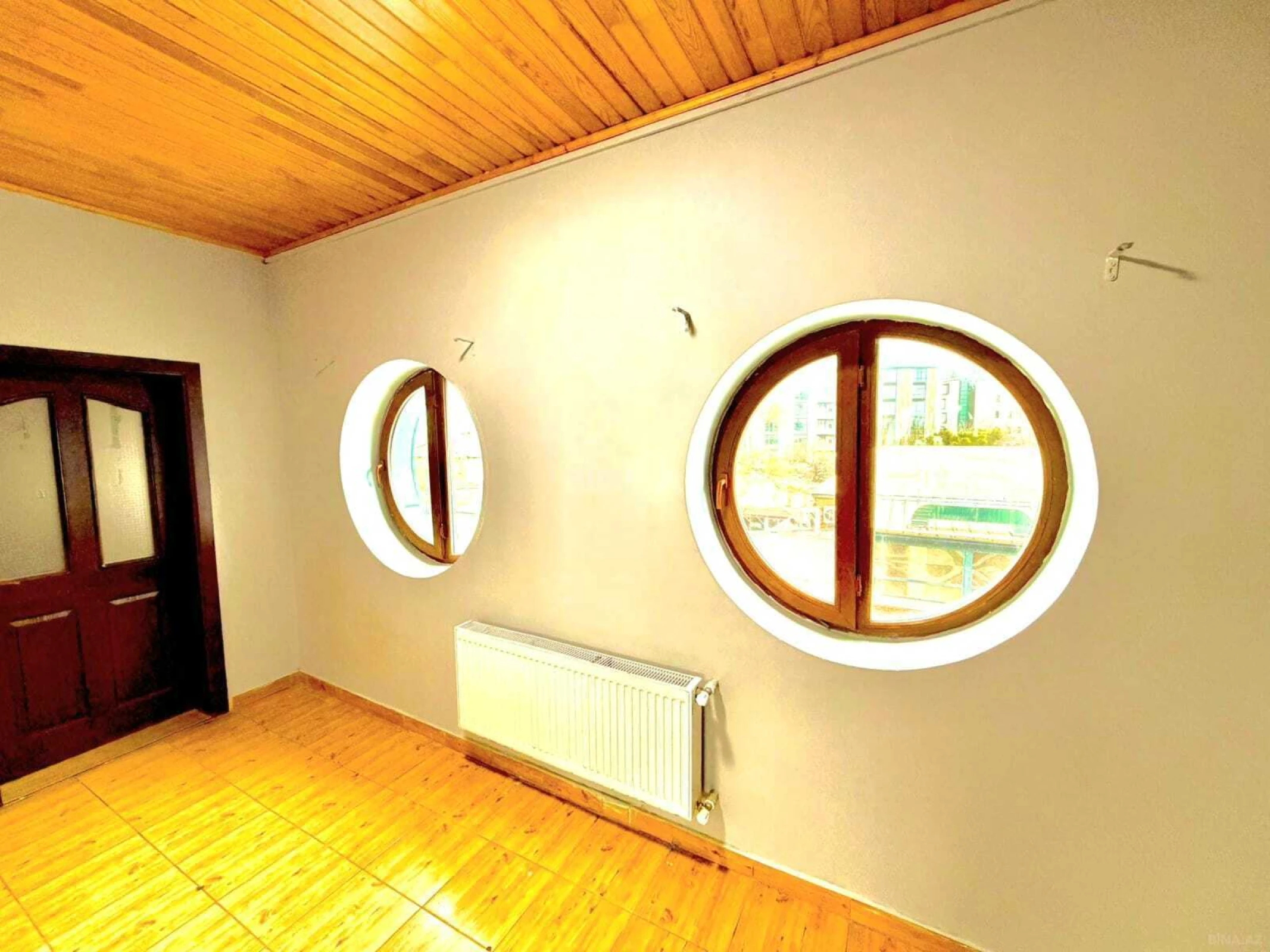 Kirayə verilir obyekt 240 m²