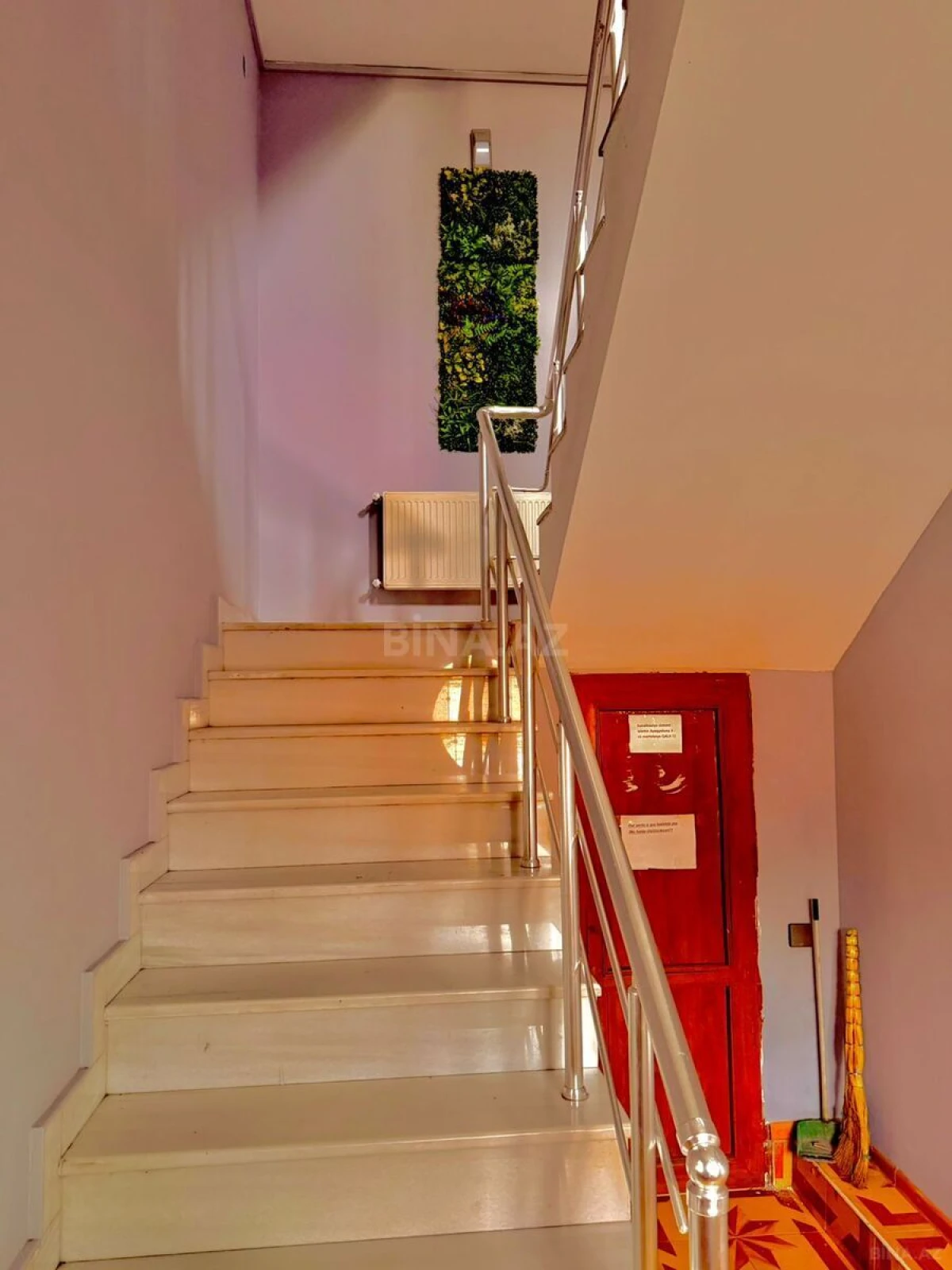 Kirayə verilir obyekt 240 m²