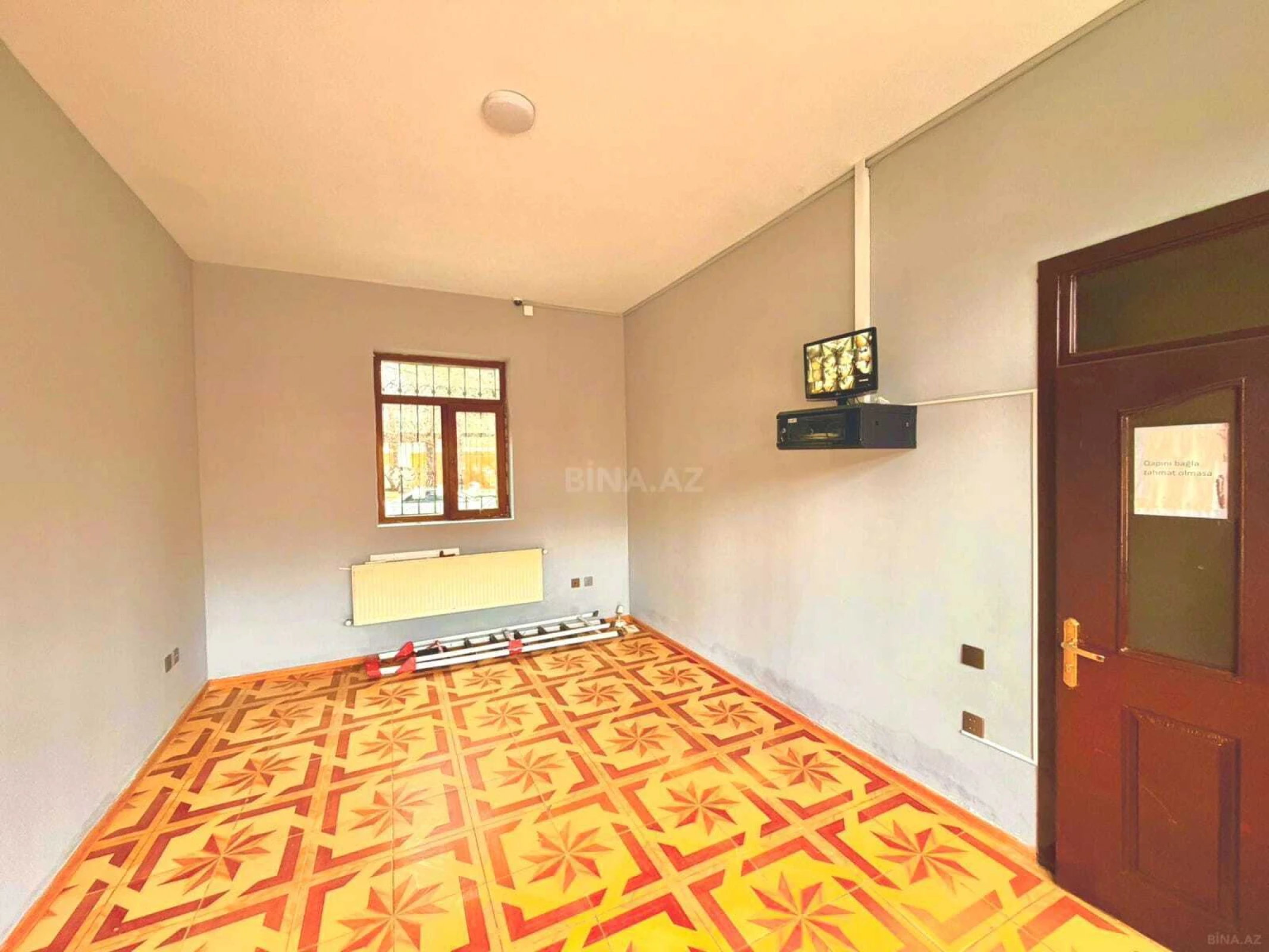 Kirayə verilir obyekt 240 m²