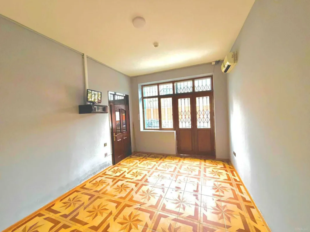 Kirayə verilir obyekt 240 m²