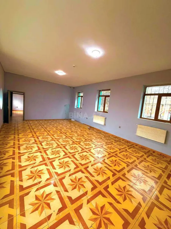 Kirayə verilir obyekt 240 m²