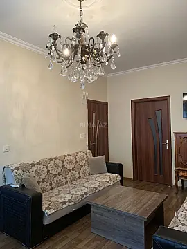 Kirayə verilir 2 otaqlı mənzil 50 m²