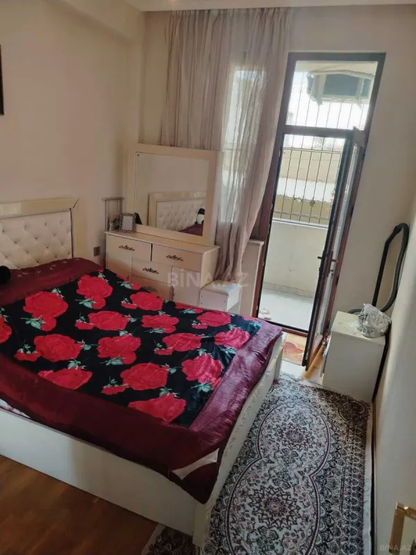 Satılır 2 otaqlı mənzil 42 m²