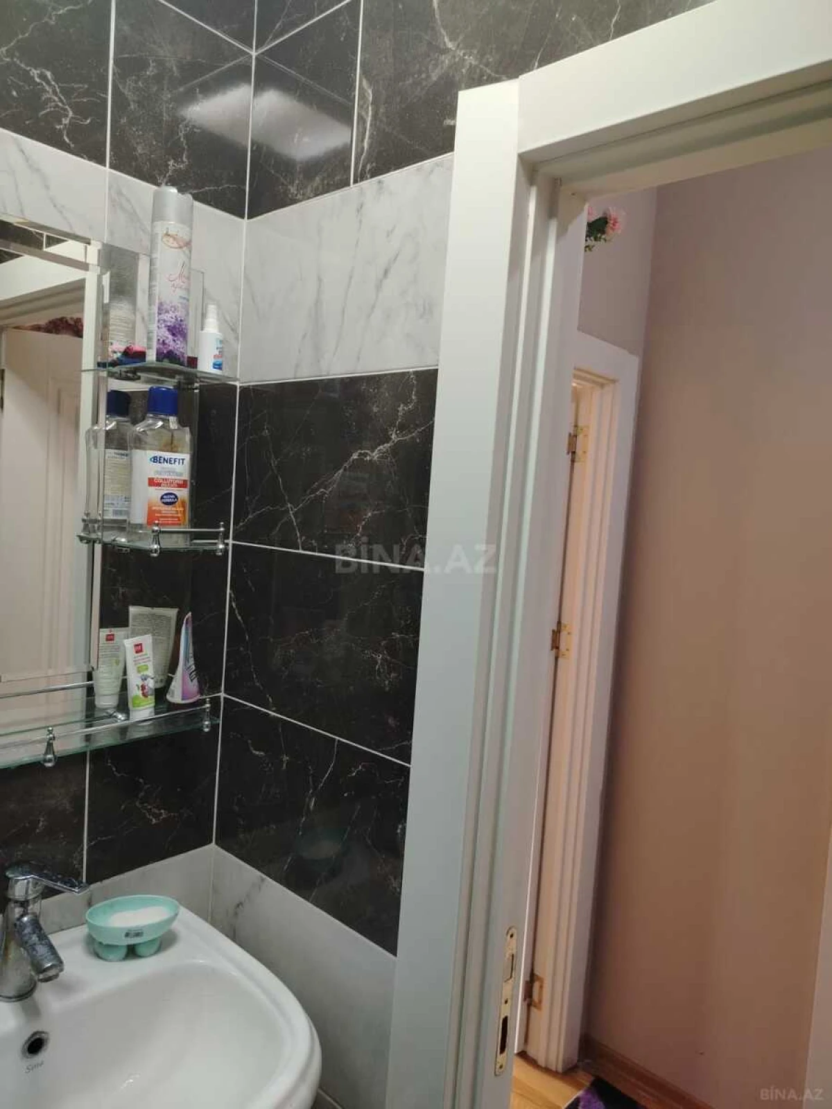 Satılır 2 otaqlı mənzil 42 m²