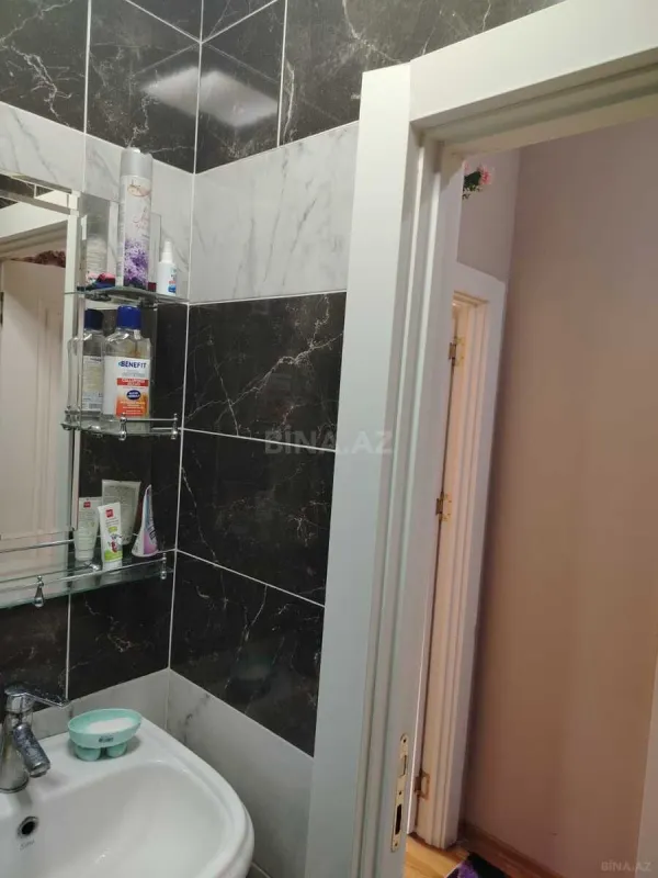 Satılır 2 otaqlı mənzil 42 m²