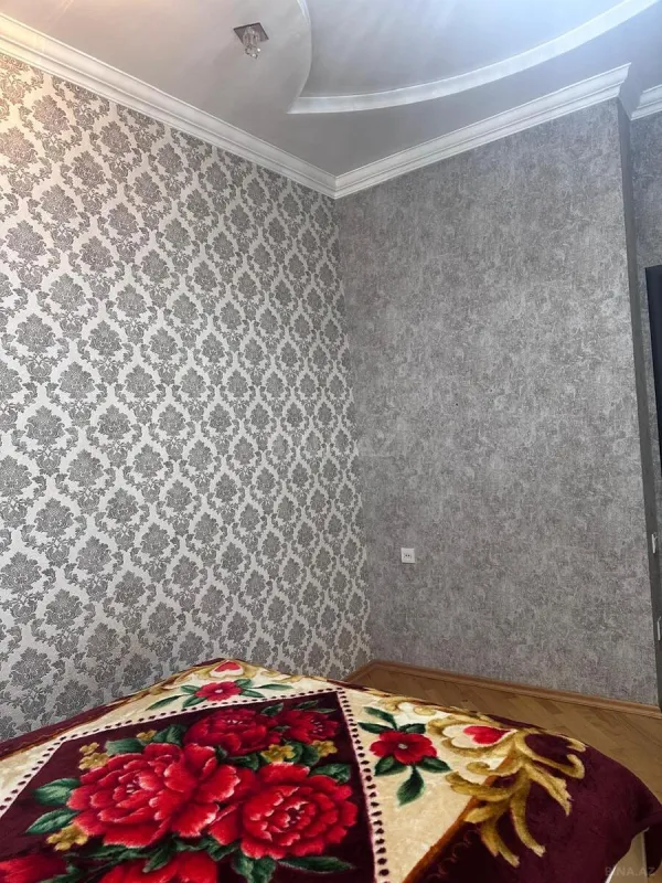 Kirayə verilir 2 otaqlı mənzil 70 m²