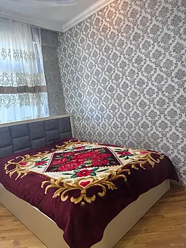Kirayə verilir 2 otaqlı mənzil 70 m²