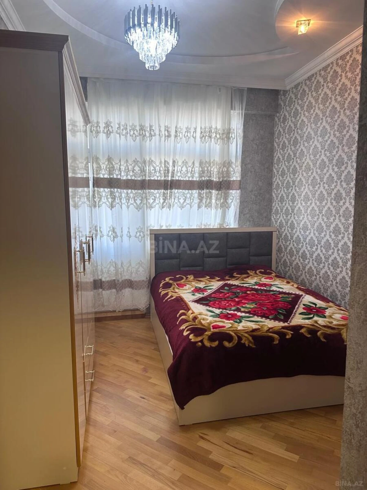 Kirayə verilir 2 otaqlı mənzil 70 m²