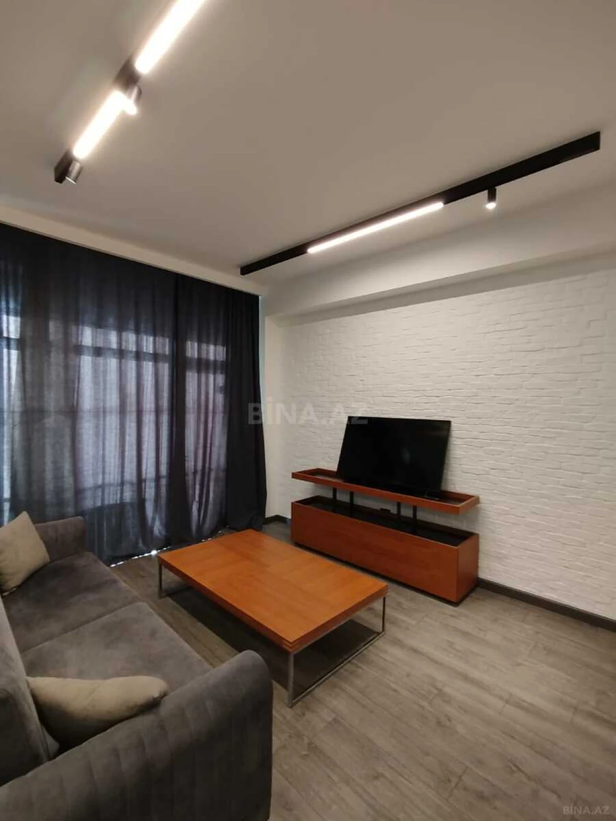 Kirayə verilir 1 otaqlı mənzil 64 m²