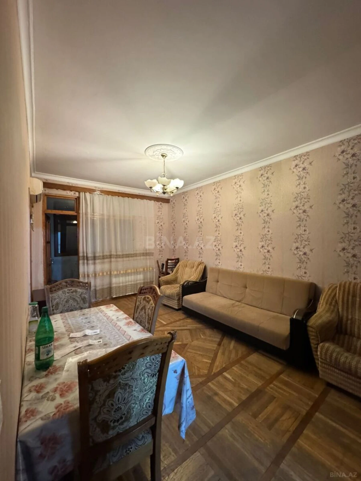Kirayə verilir 2 otaqlı mənzil 60 m²