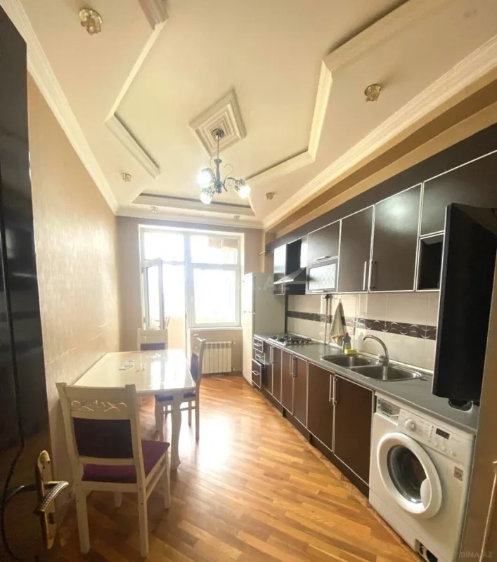 Satılır 2 otaqlı mənzil 99 m²