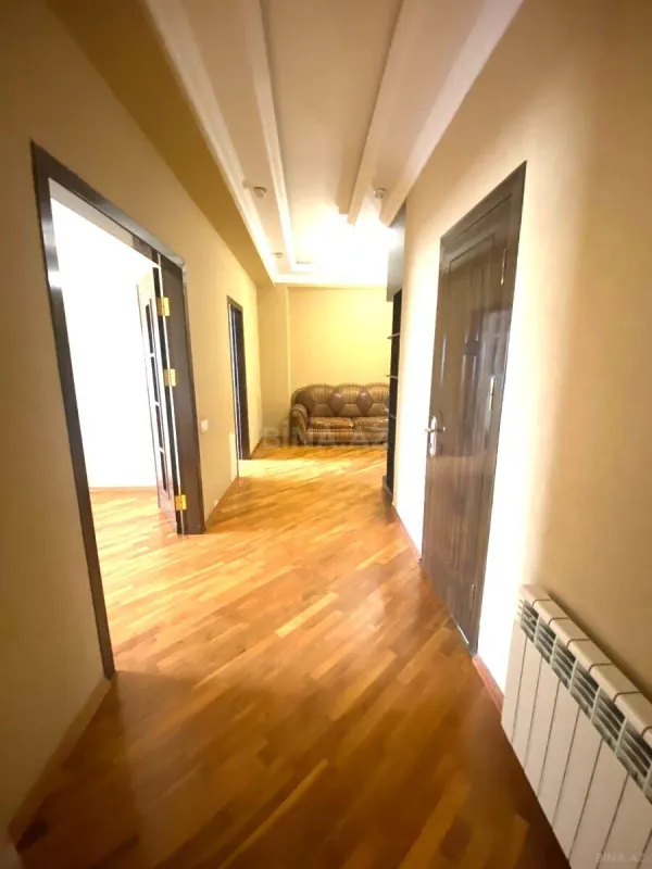 Satılır 2 otaqlı mənzil 99 m²