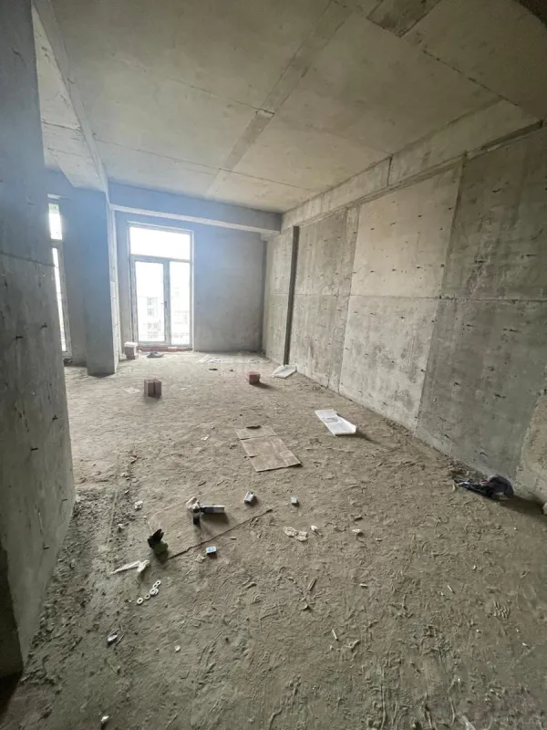 Satılır 2 otaqlı mənzil 66 m²