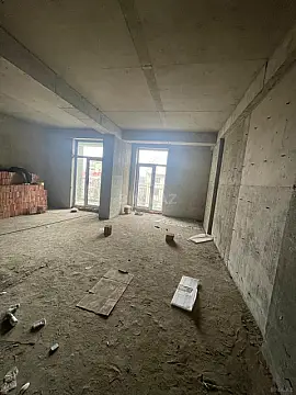 Satılır 2 otaqlı mənzil 66 m²