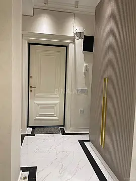 Kirayə verilir 2 otaqlı mənzil 75 m²