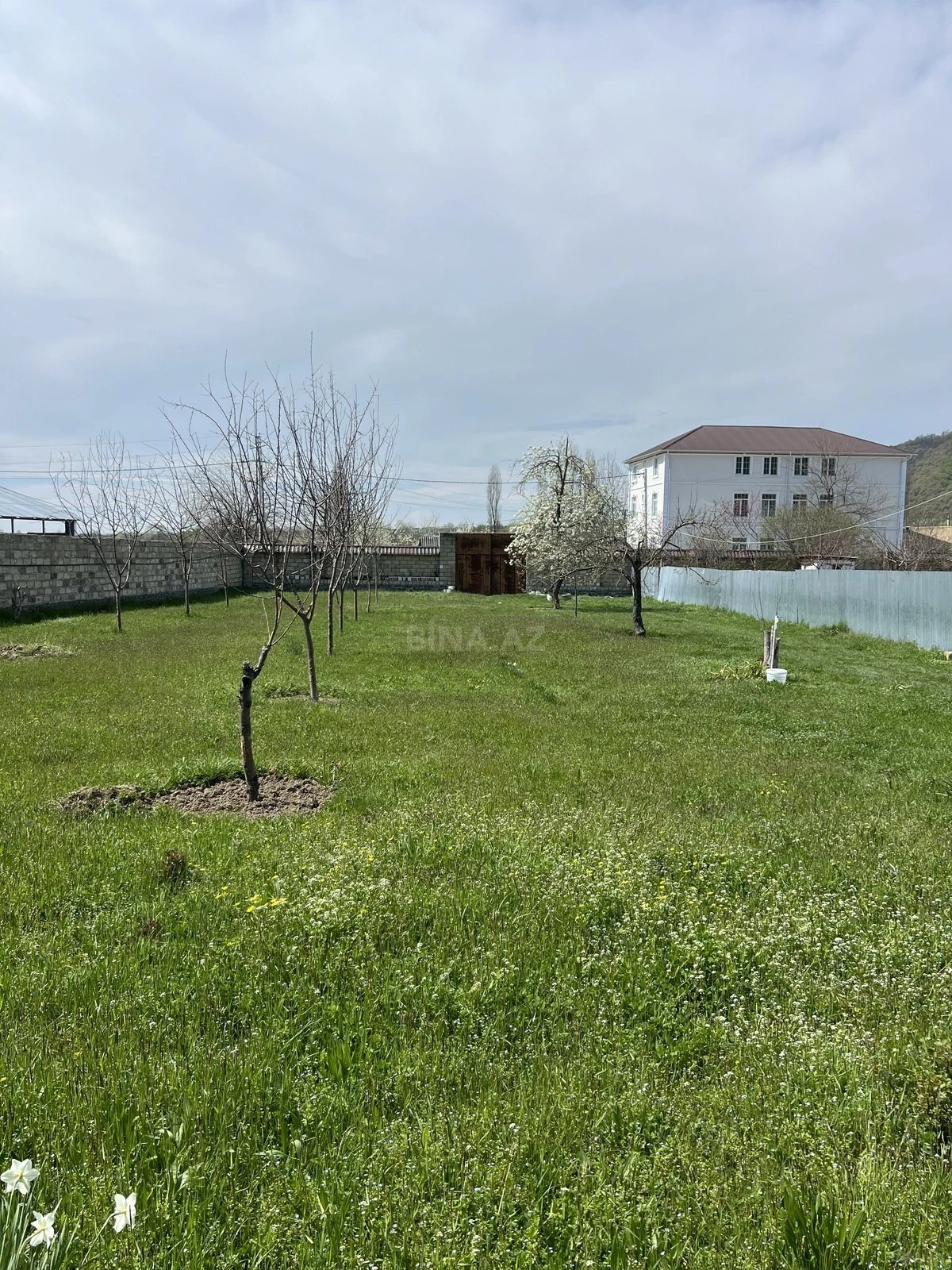 Satılır torpaq sahəsi 24 m²