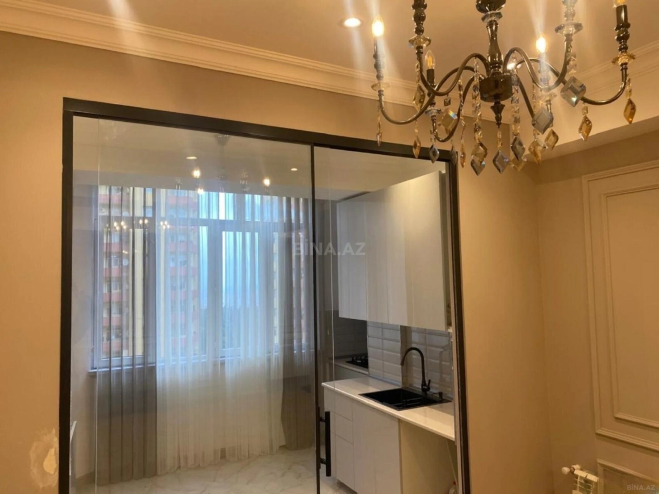Satılır 3 otaqlı mənzil 103 m²