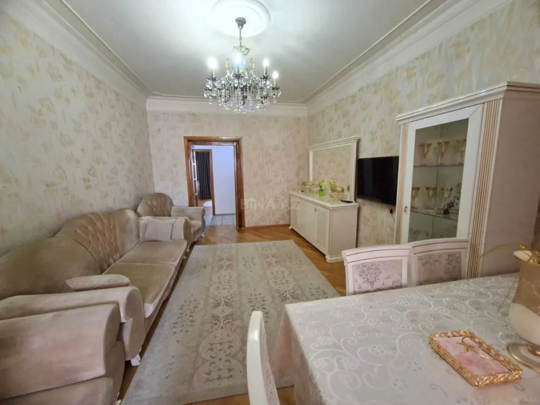 Satılır 3 otaqlı mənzil 80 m²