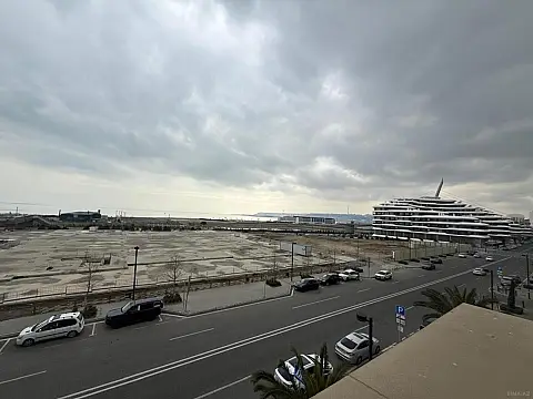 Satılır 3 otaqlı mənzil 112.4 m²