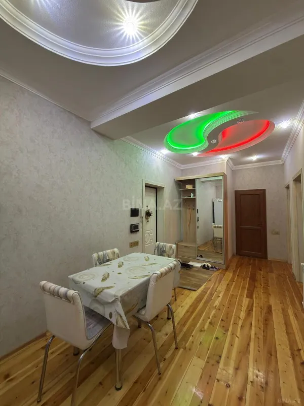 Satılır 3 otaqlı mənzil 84.6 m²