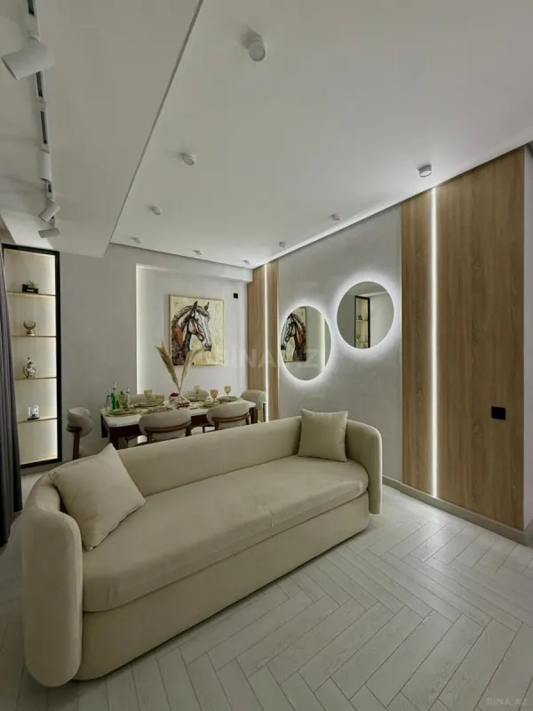 Satılır 2 otaqlı mənzil 77 m²