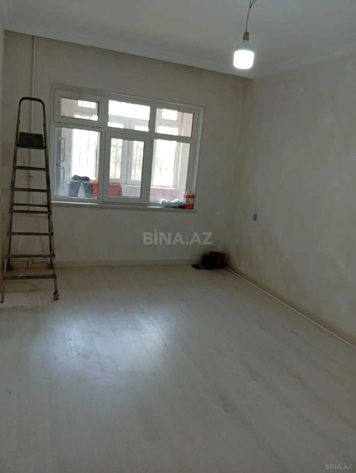 Satılır 3 otaqlı mənzil 64 m²