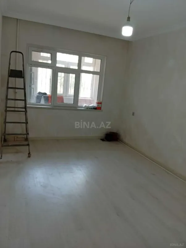 Satılır 3 otaqlı mənzil 64 m²
