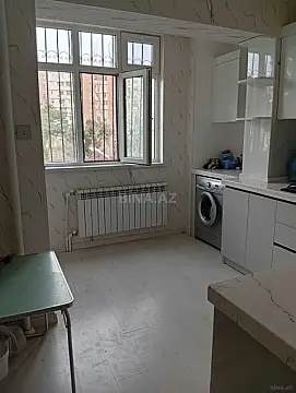 Satılır 3 otaqlı mənzil 64 m²