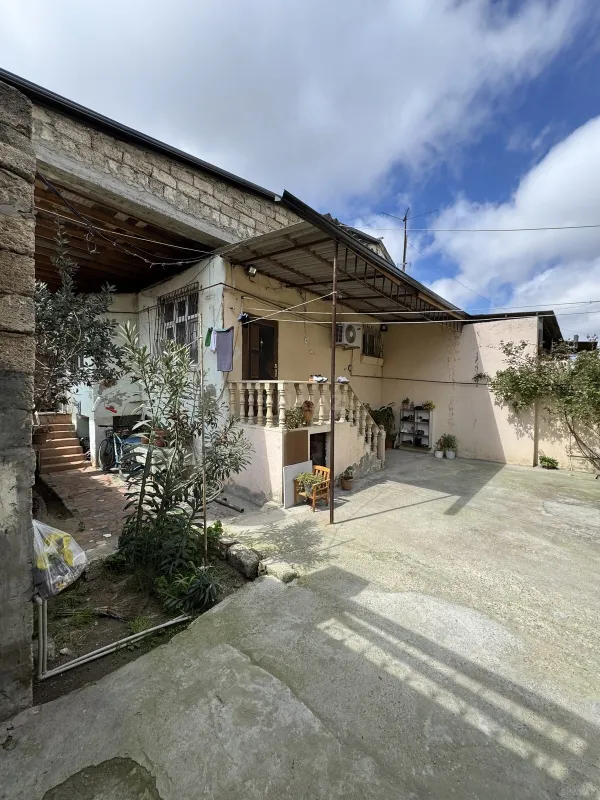 Satılır 4 otaqlı həyət evi 110 m²