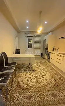 Satılır 3 otaqlı mənzil 160 m²