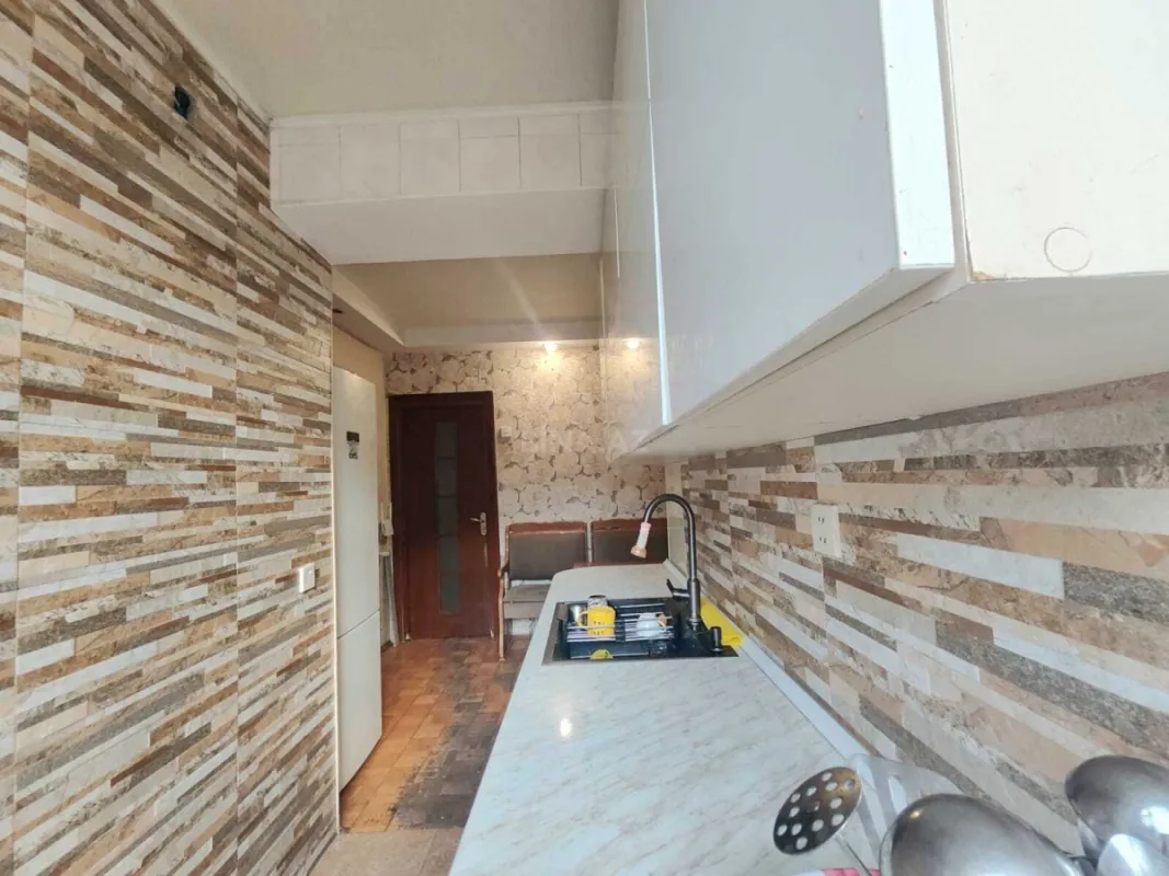 Satılır 2 otaqlı mənzil 55.7 m²