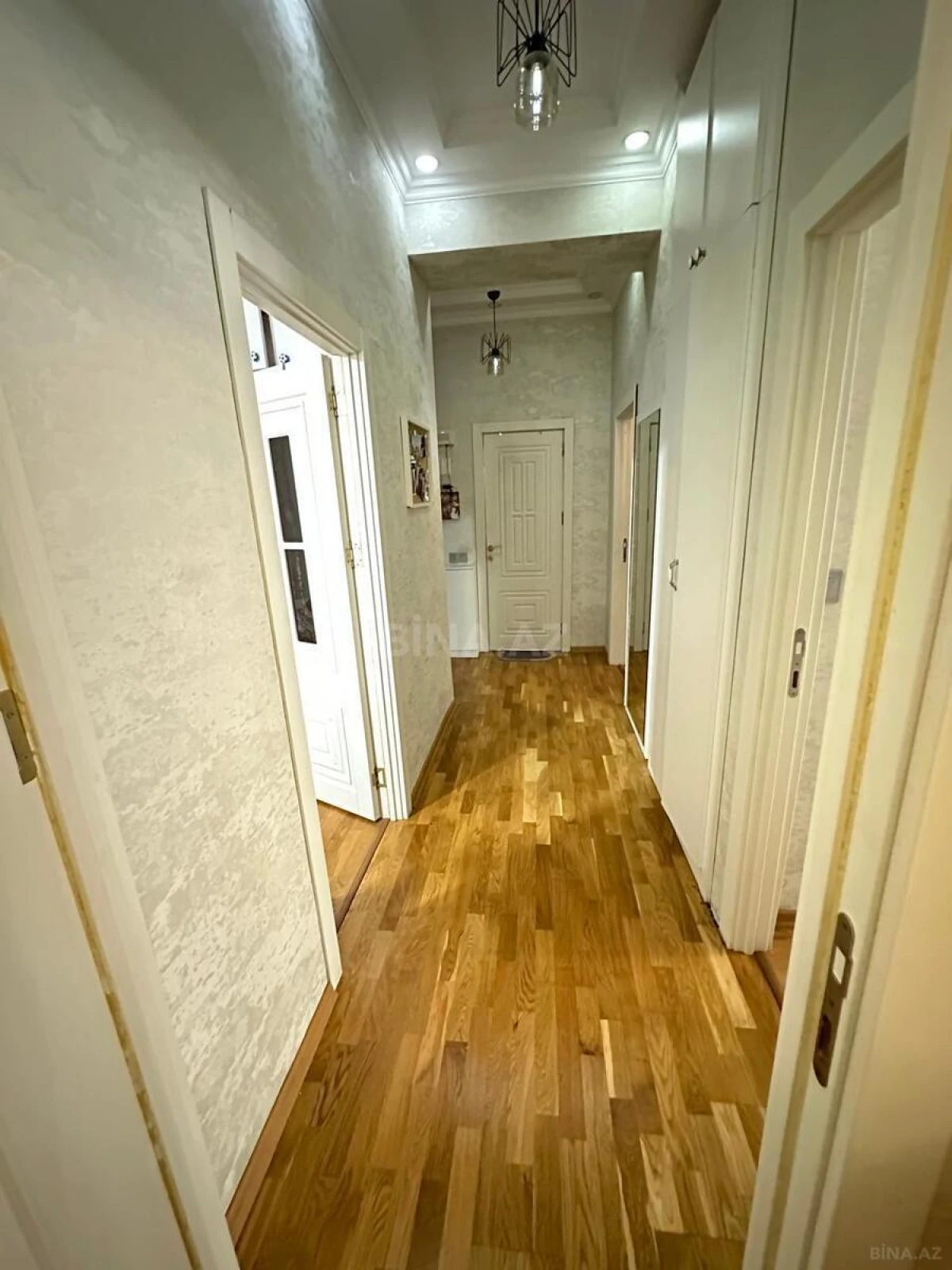 Satılır 3 otaqlı mənzil 83 m²